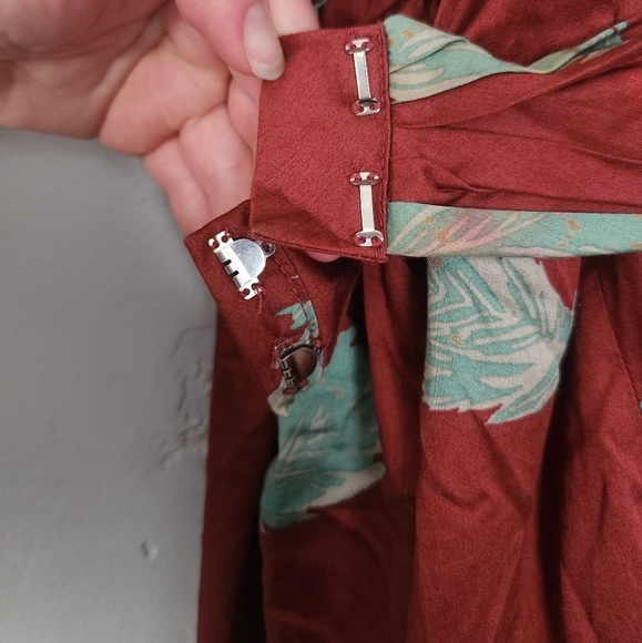 Marc Jacobs Fit And Flared Halter Cotton Maroon Wrap Neckline Runway Dress Sz 0 - Picture 7 of 9